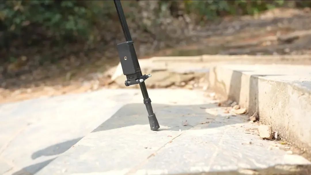 Changtuo Smart LED Trekking Pole 3