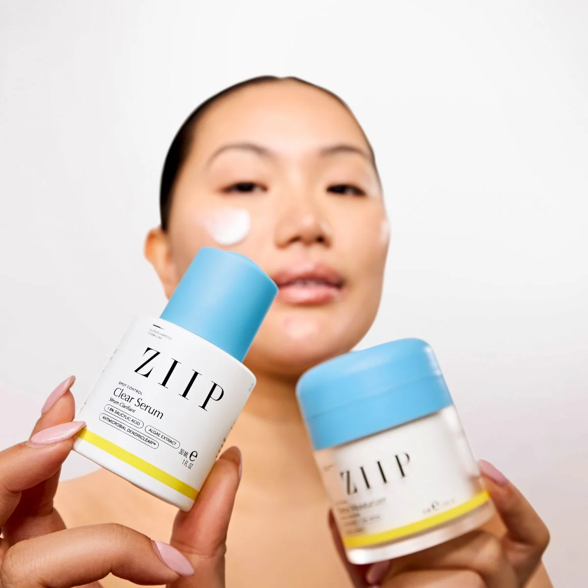 ZIIP HALO Microcurrent Facial Device 2